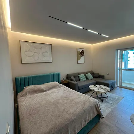 E&b Cosy 8 Centre Apartment Tirana