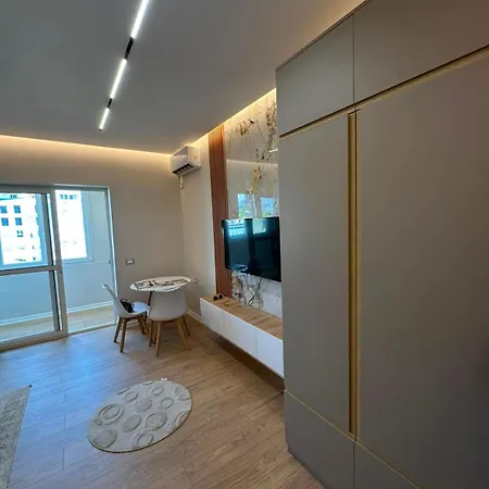 Apartment E&b Cosy 8 Centre Tirana